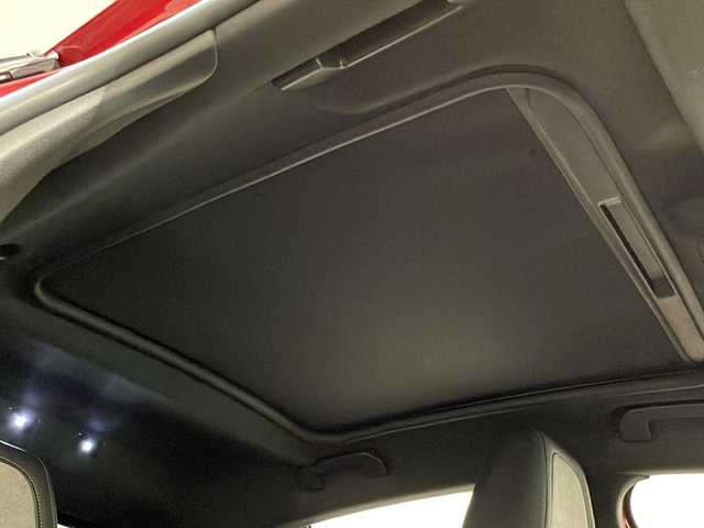 プジョー プジョー ２０８ GT 新潟県 2021(令3)年 3万km 赤 オプション/パノラミックガラスルーフ/タッチスクリーン専用カーナビゲーションユニット/GT装備/アルカンタラ＆テップレザーダイナミックシート/フロントシートヒーター/標準装備/3Dデジタルヘッドアップインストルメントパネル/7インチタッチスクリーン/・Applecarplay/・Androidauto/・Bluetooth/アクティブクルーズコントロール/レーンキープアシスト/レーンポジショニングアシスト/ブラインドスポットモニター/インテリジェントハイビーム/フルLEDヘッドライト/インテリアアンビエンスランプ/コーナーセンサー/前後ドライブレコーダー/ETC