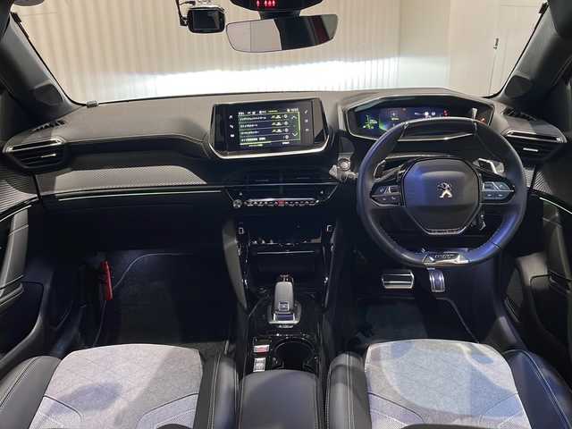 プジョー プジョー ２０８ GT 新潟県 2021(令3)年 3万km 赤 オプション/パノラミックガラスルーフ/タッチスクリーン専用カーナビゲーションユニット/GT装備/アルカンタラ＆テップレザーダイナミックシート/フロントシートヒーター/標準装備/3Dデジタルヘッドアップインストルメントパネル/7インチタッチスクリーン/・Applecarplay/・Androidauto/・Bluetooth/アクティブクルーズコントロール/レーンキープアシスト/レーンポジショニングアシスト/ブラインドスポットモニター/インテリジェントハイビーム/フルLEDヘッドライト/インテリアアンビエンスランプ/コーナーセンサー/前後ドライブレコーダー/ETC