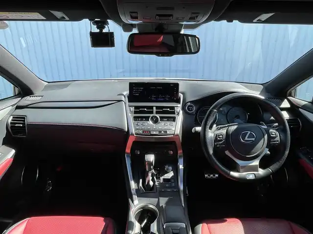 レクサス ＮＸ 300h Fスポーツ 滋賀県 2020(令2)年 3.2万km ホワイトノーヴァガラスフレーク 三眼LEDヘッドライト/モデリスタエアロ(S/R)/サンルーフ/純正ナビ/(Bluetooth/フルセグ/CD/DVD)/レクサスセーフティー/・プリクラッシュセーフティ/・レーダークルーズコントロール/・ブラインドスポットモニター/・レーンキープアシスト/・先行車発進告知/・標識認識/・Autoハイビーム/レザーシート/メモリ付きパワーシート/シートヒーター/ベンチレーション/ステアリングヒーター/バックカメラ/電動リアゲート/電動パーキング/ブレーキホールド/パドルシフト/ETC2.0/USB/前後ドライブレコーダー/電動格納ミラー