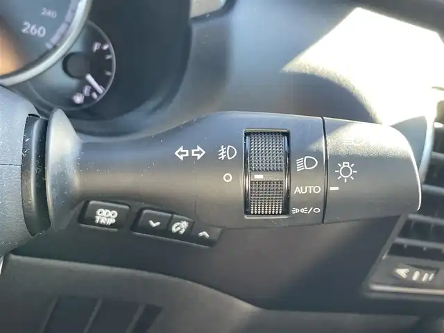 レクサス ＮＸ 300h Fスポーツ 滋賀県 2020(令2)年 3.2万km ホワイトノーヴァガラスフレーク 三眼LEDヘッドライト/モデリスタエアロ(S/R)/サンルーフ/純正ナビ/(Bluetooth/フルセグ/CD/DVD)/レクサスセーフティー/・プリクラッシュセーフティ/・レーダークルーズコントロール/・ブラインドスポットモニター/・レーンキープアシスト/・先行車発進告知/・標識認識/・Autoハイビーム/レザーシート/メモリ付きパワーシート/シートヒーター/ベンチレーション/ステアリングヒーター/バックカメラ/電動リアゲート/電動パーキング/ブレーキホールド/パドルシフト/ETC2.0/USB/前後ドライブレコーダー/電動格納ミラー
