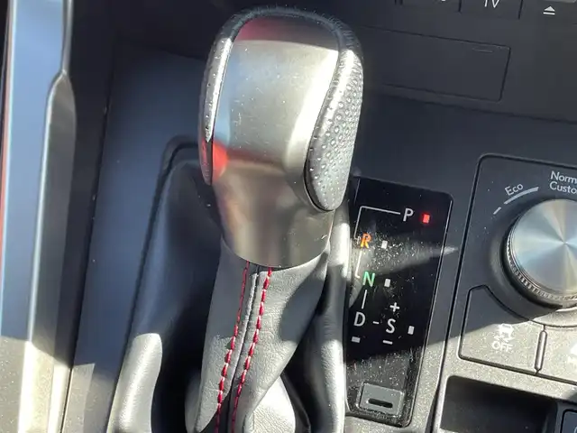 レクサス ＮＸ 300h Fスポーツ 滋賀県 2020(令2)年 3.2万km ホワイトノーヴァガラスフレーク 三眼LEDヘッドライト/モデリスタエアロ(S/R)/サンルーフ/純正ナビ/(Bluetooth/フルセグ/CD/DVD)/レクサスセーフティー/・プリクラッシュセーフティ/・レーダークルーズコントロール/・ブラインドスポットモニター/・レーンキープアシスト/・先行車発進告知/・標識認識/・Autoハイビーム/レザーシート/メモリ付きパワーシート/シートヒーター/ベンチレーション/ステアリングヒーター/バックカメラ/電動リアゲート/電動パーキング/ブレーキホールド/パドルシフト/ETC2.0/USB/前後ドライブレコーダー/電動格納ミラー