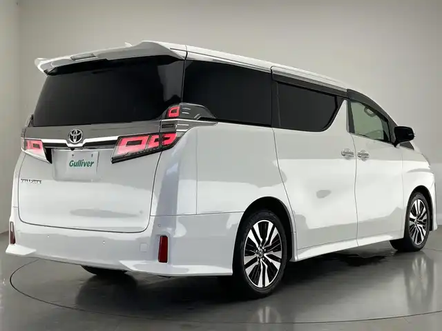 トヨタ ヴェルファイア Z Gエディション 愛知県 2018(平30)年 7万km ホワイトパールクリスタルシャイン 純正１０型ナビ　ツインムーンルーフ　純正１２．１型後席モニター　デジイン　３眼ＬＥＤオートライト　黒革　ＨＤＭＩ　追従クルコン　フルセグTV　ＤＶＤ　セーフティセンス　ＥＴＣ２．０　シートヒーター　シートベンチレーション　バックカメラ　禁煙車　メモリーシート　電子パーキング　USB　スマートキー　プッシュスタート