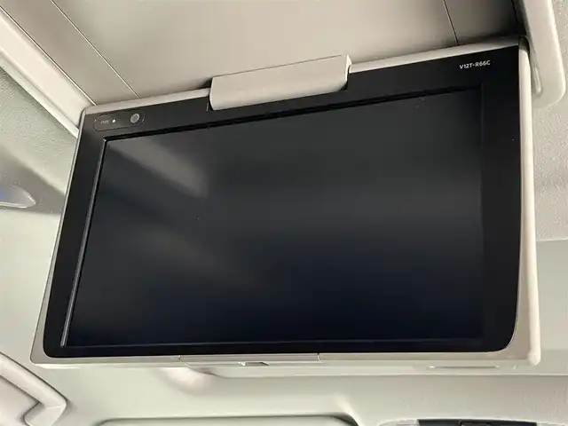 トヨタ ヴェルファイア Z Gエディション 愛知県 2018(平30)年 7万km ホワイトパールクリスタルシャイン 純正１０型ナビ　ツインムーンルーフ　純正１２．１型後席モニター　デジイン　３眼ＬＥＤオートライト　黒革　ＨＤＭＩ　追従クルコン　フルセグTV　ＤＶＤ　セーフティセンス　ＥＴＣ２．０　シートヒーター　シートベンチレーション　バックカメラ　禁煙車　メモリーシート　電子パーキング　USB　スマートキー　プッシュスタート