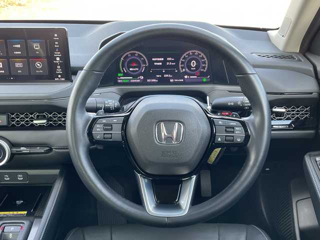 ホンダ アコード e:HEV 新潟県 2024(令6)年 2.2万km プラチナホワイトパール 4WD/純正ディスプレイオーディオ/BT/フルセグテレビ/全方位カメラ/ETC2.0/ドライブレコーダー/衝突被害軽減ブレーキ/レーンキープアシスト/レーダークルーズコントロール/革シート/パワーシート/シートヒーター/パドルシフト/ステアリングスイッチ/コーナーセンサー/スマートキー/プッシュスタート/LEDヘッドライト/オートライト/オートハイビーム/純正18インチアルミホイール