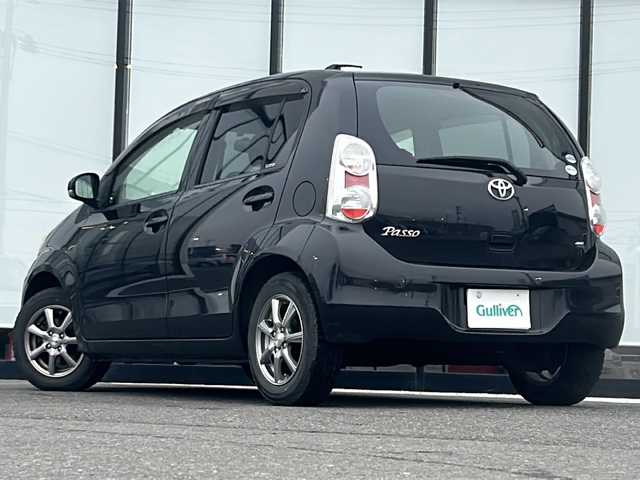 トヨタ パッソ プラスハナ 山形県 2012(平24)年 10.9万km ブラックマイカメタリック 禁煙車/4WD/横滑り防止装置/純正SDナビ/（Bluetooth/CD/DVD/フルセグ)/HIDヘッドライト/フォグランプ/ETC/社外AW/純正フロアマット/エンジンスターター/電動格納ウィンカーミラー/ドアバイザー