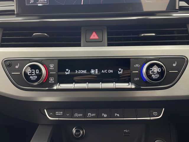 アウディ Ａ４ アバント 40TDIクワトロ Sライン 秋田県 2023(令5)年 0.5万km 白 ４ＷＤ/純正メモリナビ/　(AM/FM/フルセグTV/Bluetooth/USB)/全方位カメラ/アダプティブクルーズコントロール/パドルシフト/パワーバックドア/ハーフレザーシート/前席パワーシート/前席ヒートシーター/オートブレーキホールド/パーキングアシスト/オートライト/オートハイビーム/スマートキー/前後ドライブレコーダー/ＥＴＣ２．０/取扱説明書