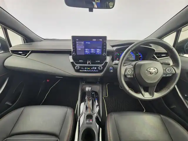 トヨタ カローラツーリング ハイブリッド ダブルバイビー 愛知県 2022(令4)年 2.2万km ブラックマイカ 純正9インチディスプレオーディオ/・フルセグテレビ/・Bluetooth接続/・AM/FMラジオ/・USB入力端子/・交通情報/・Miracast/シートヒーター/ステアリングヒーター/バックカメラ/スマートキー/プッシュスタート/ETC2.0/Toyota Safty Sense/・プリクラッシュセーフティ/・レーントレーシングアシスト/・レーダークルーズコントロール(全車速追従機能付)/・オートマチックハイビーム/・ロードサインアシスト/インテリジェントクリアランスソナー/車両接近通報装置/先行車発進告知機能/純正17インチアルミホイール