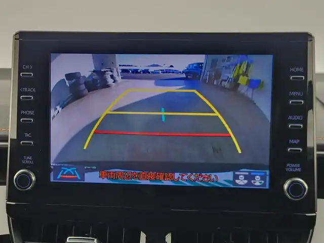 トヨタ カローラツーリング ハイブリッド ダブルバイビー 愛知県 2022(令4)年 2.2万km ブラックマイカ 純正9インチディスプレオーディオ/・フルセグテレビ/・Bluetooth接続/・AM/FMラジオ/・USB入力端子/・交通情報/・Miracast/シートヒーター/ステアリングヒーター/バックカメラ/スマートキー/プッシュスタート/ETC2.0/Toyota Safty Sense/・プリクラッシュセーフティ/・レーントレーシングアシスト/・レーダークルーズコントロール(全車速追従機能付)/・オートマチックハイビーム/・ロードサインアシスト/インテリジェントクリアランスソナー/車両接近通報装置/先行車発進告知機能/純正17インチアルミホイール