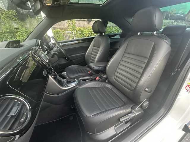 フォルクスワーゲン ザ・ビートル 2．0Rラインマイスター 愛知県 2018(平30)年 4.8万km ピュアホワイト 純正メモリナビ/フルセグテレビ/バックカメラ/ウィンカーミラー/クルーズコントロール/プッシュスタート/Bluetooth/コーナーセンサー/パドルシフト/レザーステアリング/BSM