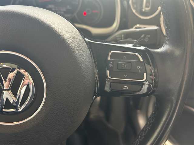 フォルクスワーゲン ザ・ビートル 2．0Rラインマイスター 愛知県 2018(平30)年 4.8万km ピュアホワイト 純正メモリナビ/フルセグテレビ/バックカメラ/ウィンカーミラー/クルーズコントロール/プッシュスタート/Bluetooth/コーナーセンサー/パドルシフト/レザーステアリング/BSM