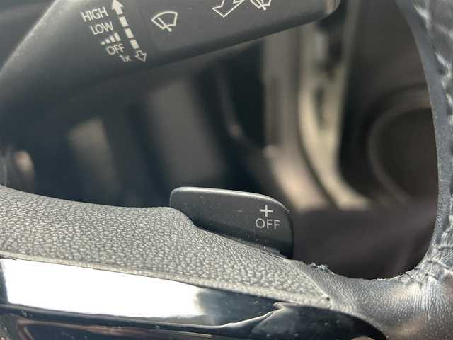 フォルクスワーゲン ザ・ビートル 2．0Rラインマイスター 愛知県 2018(平30)年 4.8万km ピュアホワイト 純正メモリナビ/フルセグテレビ/バックカメラ/ウィンカーミラー/クルーズコントロール/プッシュスタート/Bluetooth/コーナーセンサー/パドルシフト/レザーステアリング/BSM