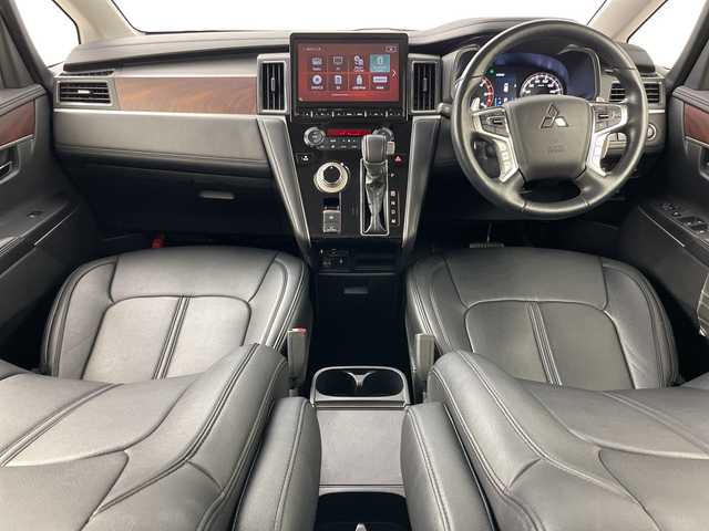 三菱 デリカＤ：５ G パワーパッケージ 道央・札幌 2022(令4)年 2.6万km グラファイトグレーメタリック/ブラックマイカ ・4WD/・ワンオーナー/・寒冷地仕様/・純正ナビ&CD&DVD&SD&BT&TV/・全方位モニター/・両側パワースライドドア/・電動リアゲート/・衝突軽減ブレーキ/・レーダークルーズコントロール/・オートステップ/・前席シートヒーター/・ステアリングヒーター/・ドアミラーヒーター/・ビルトインETC/・LEDヘッドライト/・RAYS16インチAW