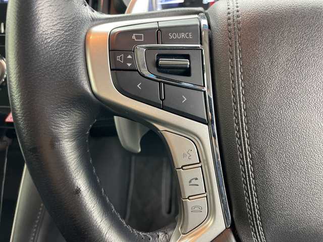 三菱 デリカＤ：５ G パワーパッケージ 道央・札幌 2022(令4)年 2.6万km グラファイトグレーメタリック/ブラックマイカ ・4WD/・ワンオーナー/・寒冷地仕様/・純正ナビ&CD&DVD&SD&BT&TV/・全方位モニター/・両側パワースライドドア/・電動リアゲート/・衝突軽減ブレーキ/・レーダークルーズコントロール/・オートステップ/・前席シートヒーター/・ステアリングヒーター/・ドアミラーヒーター/・ビルトインETC/・LEDヘッドライト/・RAYS16インチAW