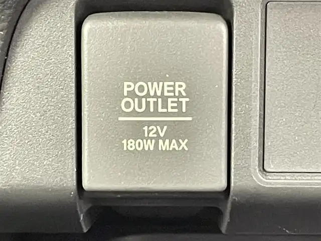 ホンダ フィット e:HEVホーム 千葉県 2020(令2)年 4万km プレミアムクリスタルレッドM 禁煙車/ホンダセンシング/・路外逸脱抑制機能/・踏み間違い衝突軽減システム/・衝突軽減ブレーキ/・コーナーセンサー/純正9インチメモリナビ/・型番：VXU-205FTi/・CD/DVD/Bluetooth/USB/フルセグTV/・バックカメラ/・ビルトインETC/革巻きステアリング/・ステアリングスイッチ/電子パーキング/・ブレーキホールド/純正フロアマット/純正ホイールキャップ/オートライト/・LEDヘッドライト/・ヘッドライトレベライザー