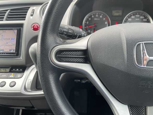 ホンダ ストリーム X スタイリッシュ パッケージ 秋田県 2011(平23)年 14万km クリスタルブラックパール ・社外ナビ/・フルセグTV（CD・DVD再生可）/・Bluetooth/・バックカメラ/・ETC/・オートライト/・純正フロアマット