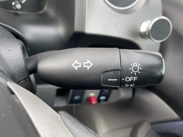 ホンダ ストリーム X スタイリッシュ パッケージ 秋田県 2011(平23)年 14万km クリスタルブラックパール ・社外ナビ/・フルセグTV（CD・DVD再生可）/・Bluetooth/・バックカメラ/・ETC/・オートライト/・純正フロアマット