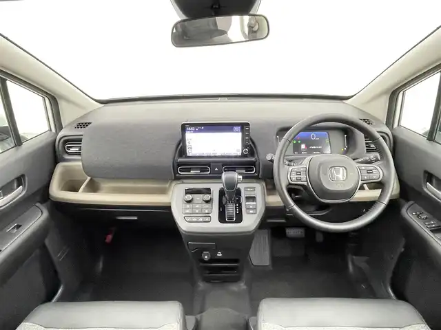 ホンダ フリード ハイブリット e:HEV AIR EX 千葉県 2025(令7)年 0.2万km プラチナホワイトパール 禁煙車/ホンダセンシング/・路外逸脱抑制機能/・ブラインドスポットインフォメーション/・踏み間違い衝突軽減システム/・衝突軽減ブレーキ/・パーキングセンサー/・レーダークルーズコントロール/両側パワースライドドア/純正９型ホンダコネクトナビ/・型番：LXM-242ZFNi/・Apple CarPlay/Android Auto/Bluetooth/フルセグTV/・バックカメラ/皮巻きステアリング/・ステアリングスイッチ/ハーフレザーシート/・DNシートヒーター/電子パーキング/・ブレーキホールド/純正15インチAW/オートライト/・LEDヘッドライト