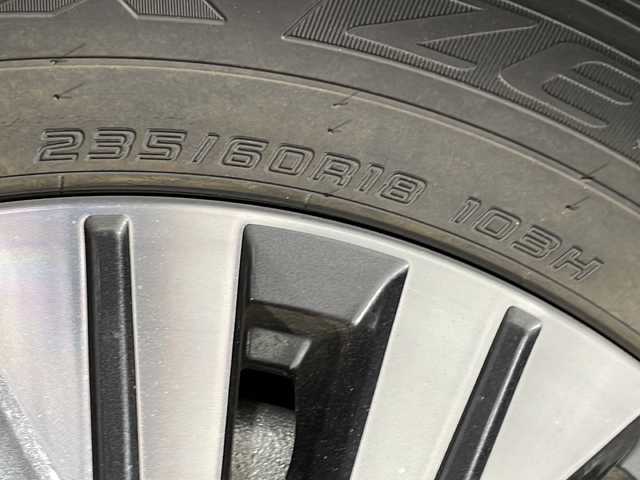 日産 エクストレイル X e－4ORCE 広島県 2022(令4)年 0.5万km カスピアンブルー 純正９型ナビ　/バックカメラ　/シートヒーター　/プロパイロット　/ブラインドスポットモニター　/電動シート　/電動リアゲート　/ステアリングヒーター/レーンキープアシスト/衝突軽減ブレーキ/ETC/リアトラフィックモニター/純正18インチアルミホイール(235/60/R 18)/エアバッグ(運転席/助手席/サイド)