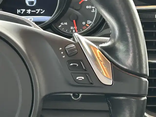ポルシェ パナメーラ ターボ 岩手県 2014(平26)年 3.5万km 白 禁煙車/４WD/ターボ/バックカメラ/クルーズコントロール/インテリジェントントAFS/横滑り防止装置/電動パーキング/盗難防止装置/アイドリングストップ/ローダウン/電動リアゲート/ディスチャージトランプ/ヘッドライトウォッシャー/フォグランプ/AUTOライト/シートポジション装置/パワーシート/スマートキー/スペアキー/純正マット/取扱説明書