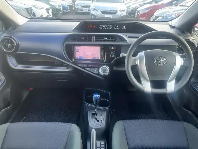 トヨタ アクア S 島根県 2016(平28)年 5.7万km ディープアメジストマイカメタリック 純正SDナビ　/地デジ/Ｂｌｕｅｔｏｏｔｈ　/バックカメラ　/ドライブレコーダー　/ＥＴＣ　/レーンアシスト　/プリクラッシュセーフティー　/オートハイビーム/ライト　/スマートキー/プッシュスタート/純正フロアマット　/社外15インチアルミホイール