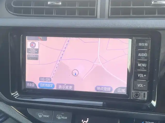 トヨタ アクア S 島根県 2016(平28)年 5.7万km ディープアメジストマイカメタリック 純正SDナビ　/地デジ/Ｂｌｕｅｔｏｏｔｈ　/バックカメラ　/ドライブレコーダー　/ＥＴＣ　/レーンアシスト　/プリクラッシュセーフティー　/オートハイビーム/ライト　/スマートキー/プッシュスタート/純正フロアマット　/社外15インチアルミホイール