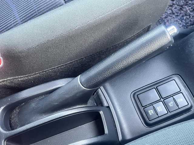 トヨタ アクア S 島根県 2016(平28)年 5.7万km ディープアメジストマイカメタリック 純正SDナビ　/地デジ/Ｂｌｕｅｔｏｏｔｈ　/バックカメラ　/ドライブレコーダー　/ＥＴＣ　/レーンアシスト　/プリクラッシュセーフティー　/オートハイビーム/ライト　/スマートキー/プッシュスタート/純正フロアマット　/社外15インチアルミホイール