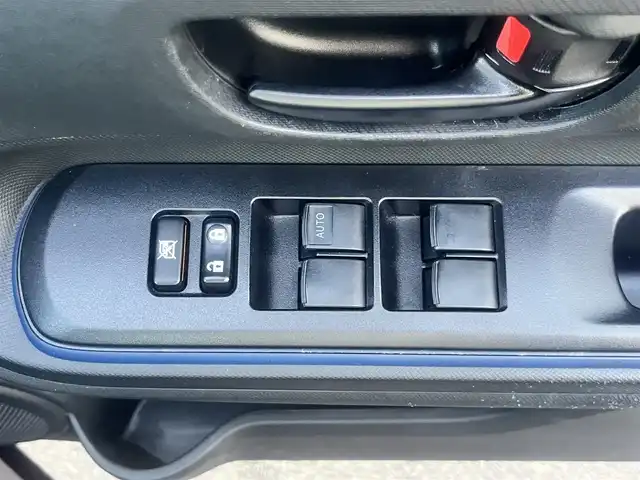 トヨタ アクア S 島根県 2016(平28)年 5.7万km ディープアメジストマイカメタリック 純正SDナビ　/地デジ/Ｂｌｕｅｔｏｏｔｈ　/バックカメラ　/ドライブレコーダー　/ＥＴＣ　/レーンアシスト　/プリクラッシュセーフティー　/オートハイビーム/ライト　/スマートキー/プッシュスタート/純正フロアマット　/社外15インチアルミホイール