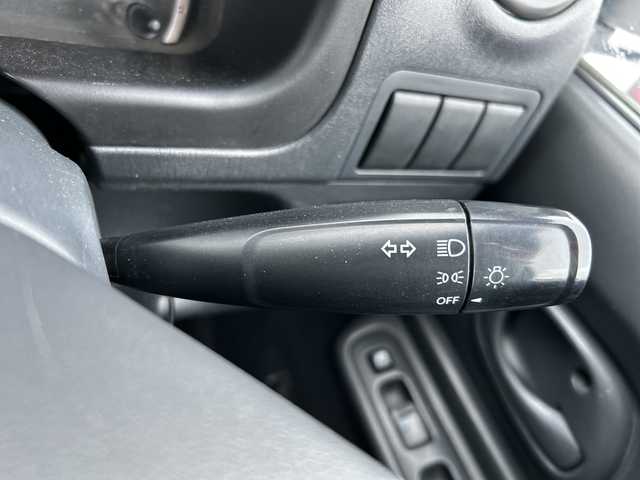 スズキ ジムニー XG 道北・旭川 2016(平28)年 5.1万km シルキーシルバーメタリック /ワンオーナー//4WD//ターボ//社外オーディオ//CD/USB/AUX//純正フロアマット//キーレスキー//背面タイヤ//保証書//取扱説明書//ヘッドライトレベライザー//ABS