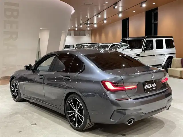 ＢＭＷ ３２０ｄ xDrive Mスポーツ 道央・札幌 2019(令1)年 4.2万km ミネラルグレー メタリックペイント/パーキングアシストプラス/OP19インチアロイホイール/ドライビングアシストプロフェッショナル/アダプティブLEDヘッドライト/ハイビームアシスト/純正HDDナビ/USB/BT/360°カメラ/PDC/パーキングアシスト/ハーフレザーシート/シートヒーター/ワイヤレスチャージング