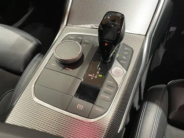ＢＭＷ ３２０ｄ xDrive Mスポーツ 道央・札幌 2019(令1)年 4.2万km ミネラルグレー メタリックペイント/パーキングアシストプラス/OP19インチアロイホイール/ドライビングアシストプロフェッショナル/アダプティブLEDヘッドライト/ハイビームアシスト/純正HDDナビ/USB/BT/360°カメラ/PDC/パーキングアシスト/ハーフレザーシート/シートヒーター/ワイヤレスチャージング