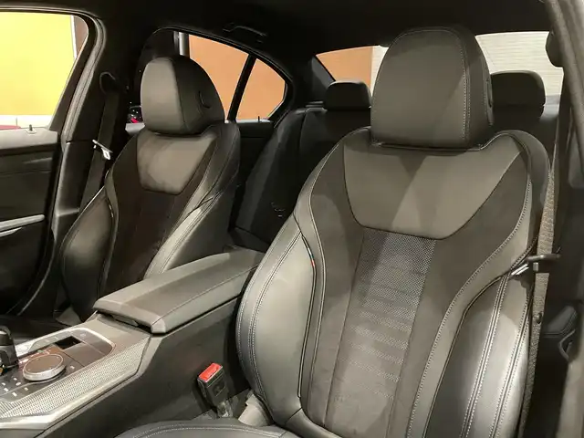 ＢＭＷ ３２０ｄ xDrive Mスポーツ 道央・札幌 2019(令1)年 4.2万km ミネラルグレー メタリックペイント/パーキングアシストプラス/OP19インチアロイホイール/ドライビングアシストプロフェッショナル/アダプティブLEDヘッドライト/ハイビームアシスト/純正HDDナビ/USB/BT/360°カメラ/PDC/パーキングアシスト/ハーフレザーシート/シートヒーター/ワイヤレスチャージング