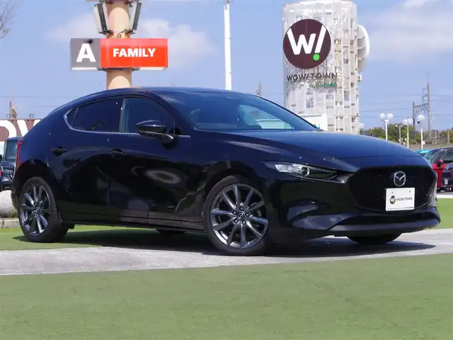 マツダ マツダ３ファストバック 15S ツーリング 千葉県 2019(令1)年 3.8万km ジェットブラックマイカ i-ACTIVSENSE/・スマートブレーキサポート/・レーンキープ・アシスト・システム/・ブラインドスポットモニタリング/アクティブ・ドライビング・ディスプレイ/純正SDナビ/地デジTV/【DVD/CD再生機能　Bluetooth接続】/360°ビュー・モニター/ETC /LEDヘッドライト/ウインカーミラー/コーナーセンサー/純正18インチアルミホイル/サイド/カーテンエアバッグ/アドバンストキーレスエントリー