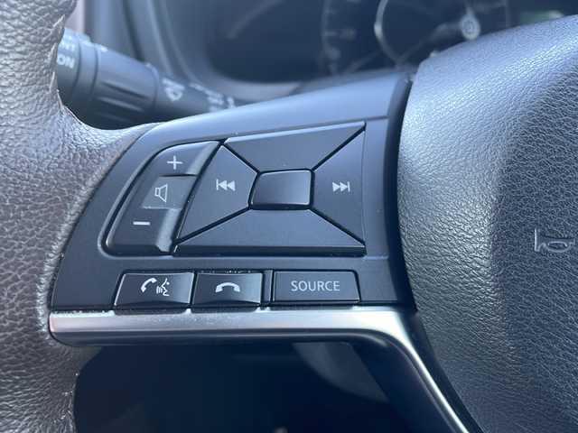 日産 ノート e－パワー メダリスト 茨城県 2018(平30)年 5.7万km ブリリアントホワイトパール 社外SDナビ/（FM/AM/BT/フルセグ） /バックカメラ /クルーズコントロール /コーナーセンサー /オートライト/レーンキープアシスト /衝突軽減ブレーキ /LEDヘッドライト /エマージェンシーブレーキ/スマートキー/プッシュスタート/インテリキー