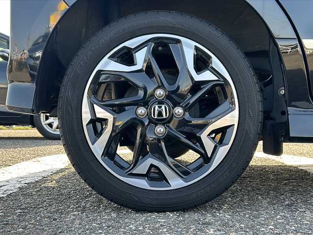 ホンダ Ｎ ＢＯＸ カスタム G L ターボ ホンダセンシング 新潟県 2020(令2)年 3.8万km クリスタルブラックパール 4WD/純正8インチメモリナビ(VXU-207NBi)/CD/DVD/BT/フルセグテレビ/SDミュージックサーバー/バックカメラ/ETC/ドライブレコーダー/衝突被害軽減ブレーキ/レーンキープアシスト/レーダークルーズコントロール/半革シート/シートヒーター /両側パワースライドドア/パドルシフト/ステアリングスイッチ/スマートキー/プッシュスタート/LEDヘッドライト/オートライト/オートハイビーム/フォグランプ/純正15インチアルミホイール/社外14インチAW冬タイヤ車載
