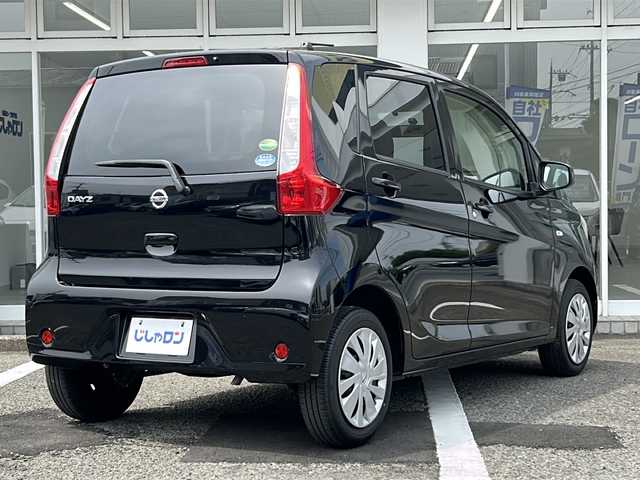 日産 デイズ J 京都府 2014(平26)年 5.8万km ブラック (株)IDOMが運営する【じしゃロン伏見店】の自社ローン専用車両になりますこちらは現金またはオートローンご利用時の価格です。自社ローンご希望の方は別途その旨お申付け下さい