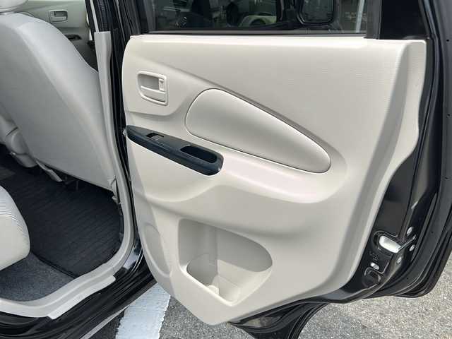 日産 デイズ J 京都府 2014(平26)年 5.8万km ブラック (株)IDOMが運営する【じしゃロン伏見店】の自社ローン専用車両になりますこちらは現金またはオートローンご利用時の価格です。自社ローンご希望の方は別途その旨お申付け下さい