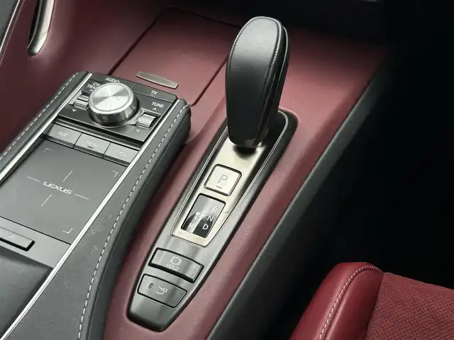 レクサス ＬＣ 500 Sパッケージ 東京都 2019(平31)年 1.7万km ブラック マークレビンソンサウンドシステム/ヘッドアップディスプレイ/3眼LEDヘッドライト/純正ナビ/バックカメラ/ビルトインETC2.0/ドライブレコーダー/シートヒーター/ベンチレーションシート/ハンドルヒーター/パドルシフト/純正21インチAW/レクサスセーフティシステム/プリクラッシュセーフティ/レーントレーシングアシスト/ブラインドスポットモニター/レーダークルーズコントロール