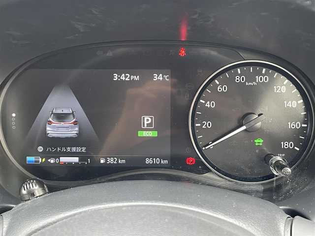 日産 キックス X 愛知県 2024(令6)年 0.9万km ブリリアントホワイトパール ・ワンオーナー/・AWINフルエアロ/・純正SDメモリーナビ/・全方位カメラ/・フルセグTV/・CD/DVD再生/・ETC/・ミュージックサーバー（SD録音）/・Bluetooth接続/・合成皮革シート/・シートヒーター（D/N）/・純正2wayフロアマット/・純正17インチアルミホイール/・アダプティブクルーズコントロール/・LEDヘッドライト/・コーナーセンサー/・横滑り防止装置/・衝突軽減ブレーキ/・レーンキープアシスト/・電動パーキングブレーキ/・ブレーキホールド/・ドライブレコーダー（前後）/・充電用USBポート（2個）/・プロパイロット/・スマートキー/・プッシュスタート
