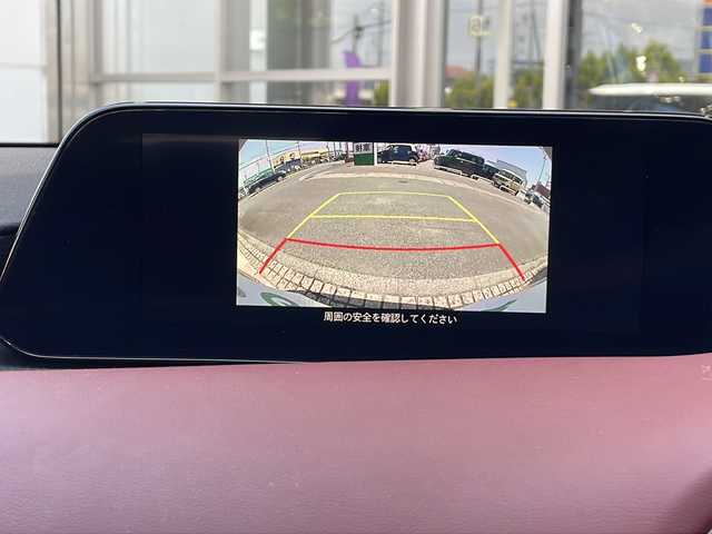 マツダ マツダ３ファストバック 20S バーガンディセレクション 静岡県 2022(令4)年 4.1万km マシーングレープレミアムM 安全機能/・シティブレーキサポート/・ブラインドスポットモニター/・アクティブクルーズコントロール/・標識認識機能/純正メーカーナビ/・フルセグTV/・CD/DVD/BT/主要装備/・プッシュスタート/・スマートキー/・ステアリングヒーター/・シートヒーター/・パワーシート/・バックカメラ/・ETC/・ドライブレコーダー/・レザーシート/・コーナーセンサー/・オートライト/・オートハイビーム