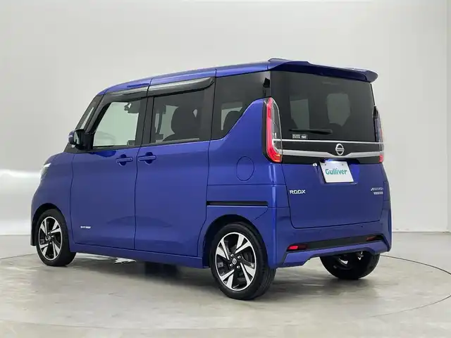 日産 ルークス HWS X プロパイロットED 埼玉県 2020(令2)年 4.4万km アトランティックブルー 純正９インチナビ　アラウンドビューモニター　プロパイロット　ＬＥＤヘッドライト　両側パワースライドドア　ビルトインＥＴＣ　前後ドライブレコーダー　地デジフルセグ　リアサーキュレーター　スマートキー