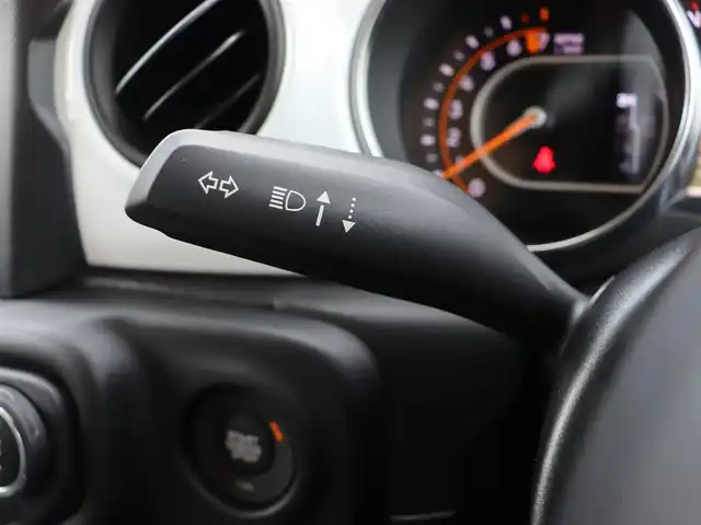 クライスラー・ジープ ジープ ラングラー アンリミテッド アイランダー 長野県 2021(令3)年 2.1万km 黄 １００台限定　/Ｕｃｏｎｎｅｃｔタッチ式モニター　/Ｂ／Ｓ／Ｆカメラ/ＣａｒＰｌａｙ　/ＡＣＣ　/衝突軽減Ｂ　/ＰａｒｋＳｅｎｓｅ　/ブラインドスポットモニター　/専用背面タイヤカバー　/専用１７ＡＷ　/ＬＥＤライト