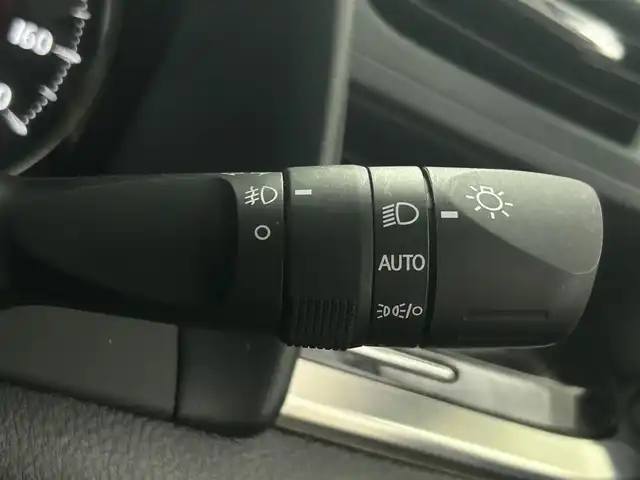 トヨタ アルファード S Cパッケージ 埼玉県 2022(令4)年 3.7万km ホワイトパールクリスタルシャイン フルモデリスタ　サンルーフ　後席モニター　純正ナビ　ＣＤ／ＤＶＤ　Ｂｌｕｅｔｏｏｔｈ　温シート　冷シート　両側パワースライドドア　オットマン　ＢＳＭ　液晶ミラー 電動リアゲート パワーシート