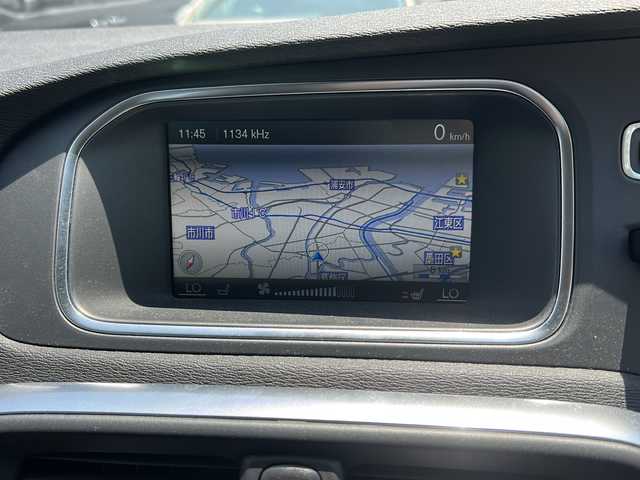ボルボ Ｖ４０ クロスカントリー T4 ノルディック 東京都 2014(平26)年 4.2万km ロウカッパーM ワンオーナー/フルセグテレビ/バックカメラ/アイドリングストップ/プッシュスタート/クルーズコントロール/ETC/カーテンエアバック/ルーフレール