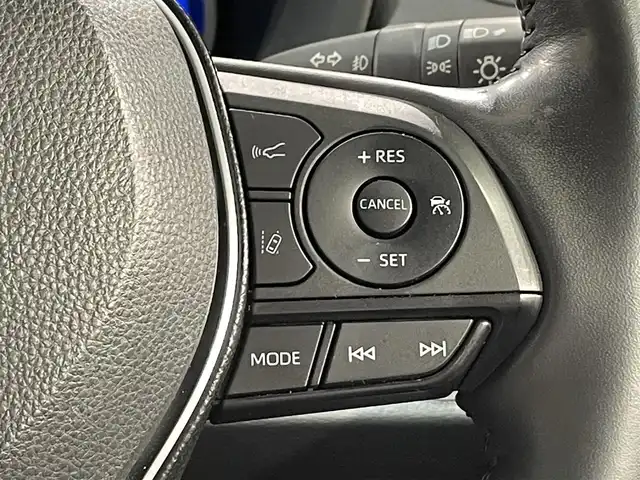 トヨタ ＲＡＶ４ ハイブリッドG 愛知県 2019(令1)年 3.5万km シルバーメタリック 純正９インチナビ/衝突軽減ブレーキ/レーントレーシングアシスト/ブラインドスポットモニター/クリアランスソナー/先行車発進告知/レーダークルーズコントロール/パワーバックドア/シートヒーター/シートメモリー/ビルトインＥＴＣ２．０/バックカメラ/ハンドルヒーター/ドライブレコーダー/デジタルインナーミラー/純正フロアマット/オートハイビーム