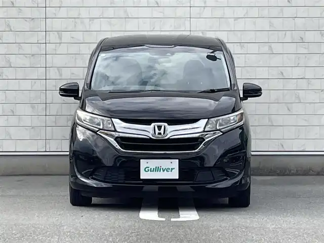 ホンダ フリード ハイブリット EX 福岡県 2017(平29)年 4万km クリスタルブラックパール 純正7型SDナビ(フルセグTV/CD/DVD/BT)バックカメラクルコン両側パワスラETCドラレコ純正フロアマット純正LED純正アルミホイールスマートキープッシュスタート