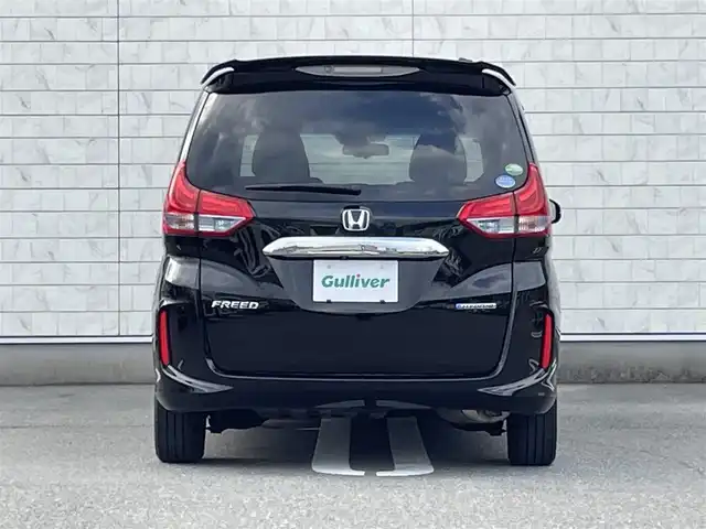 ホンダ フリード ハイブリット EX 福岡県 2017(平29)年 4万km クリスタルブラックパール 純正7型SDナビ(フルセグTV/CD/DVD/BT)バックカメラクルコン両側パワスラETCドラレコ純正フロアマット純正LED純正アルミホイールスマートキープッシュスタート