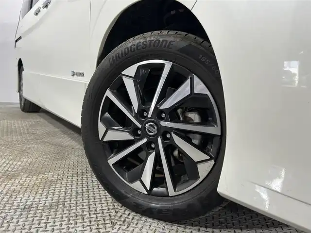 日産 セレナ e－パワー ハイウェイスター G 大阪府 2020(令2)年 5万km ブリリアントホワイトパール ProPILOT ALPINEナビ(フルセグ/DVD再生/Bluetooth) 360カメラ 後席モニター ETC デジタルインナーミラー 革シート 衝突軽減 レーダーC クリアランスソナー ドラレコ