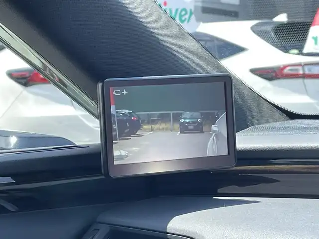 レクサス ＥＳ 300h バージョンL 千葉県 2019(令1)年 8.4万km ソニッククォーツ ムーンルーフ/ブラックレザーシート/純正12.3インチSDナビ/・CD/DVD/MSV/Bluetooth/フルセグTV/パノラミックビューカメラ/デジタルアウターミラー/デジタルインナーミラー/レクサスセーフティシステム＋/・レーダークルーズコントロール/・プリクラッシュセーフティ/・レーンキープアシスト/・パーキングサポートブレーキ/・オートマチックハイビーム/・ブラインドスポットモニター/全席シートヒーター/前席シートベンチレーション/前席パワーシート/前後コーナーセンサー/パワートランクリッド/AC100V1500W電源/LEDヘッドランプ/オートライト/純正18インチアルミホイール/ウッドコンビステアリング/ヘッドアップディスプレイ/ステアリングヒーター/パドルシフト/左右独立オートエアコン/スマートエントリー/ビルトインETC2.0/純正ドライブレコーダー/サイド＆カーテンエアバッグ