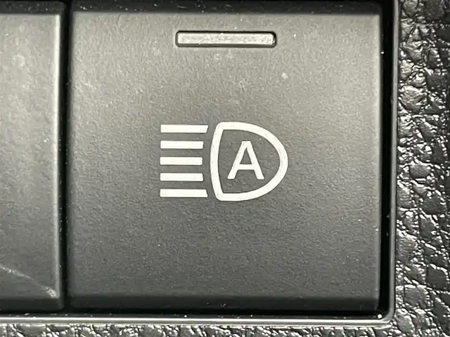トヨタ ＲＡＶ４ アドベンチャー オフロードPKGⅡ 岡山県 2023(令5)年 3.2万km アティチュードブラックマイカ 純正10.5インチディスプレイオーディオ/【ナビ/フルセグTV/Bluetooth/USB/Carplay】/パノラミックビューモニター/ブラインドスポットモニター/レーダークルーズコントロール/ステアリングヒーター/合皮シート/前席シートヒーター/前席エアシート/運転席パワーシート/LEDヘッドライト/LEDフォグランプ/前後コーナーセンサー/ルーフレール/オートブレーキホールド/ビルトインETC2.0