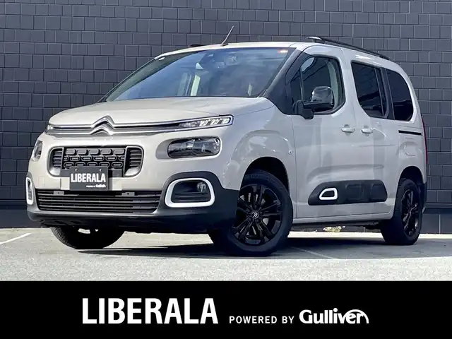 シトロエン ベルランゴ シャイン 三重県 2021(令3)年 3.2万km サーブル ワンオーナー車/マルチパノラマルーフ/純正ディスプレイオーディオ/カープレイ・アンドロイドオート/クルーズコントロール/BSM/LKA/スマートキー/ドライブレコーダー/インテリジェントハイビーム/バックカメラ　/ETC/純正16インチアルミ